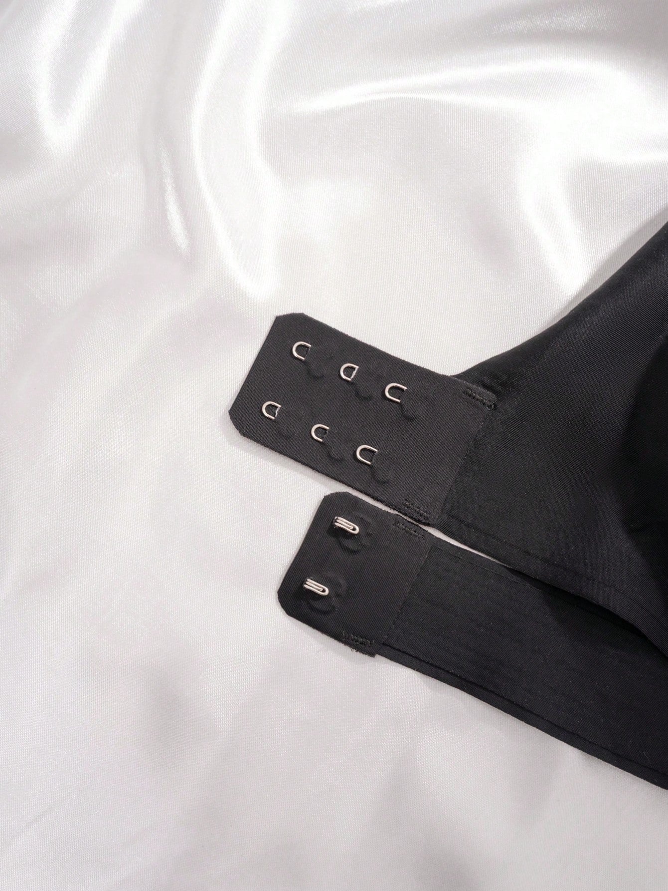 008.strapless
