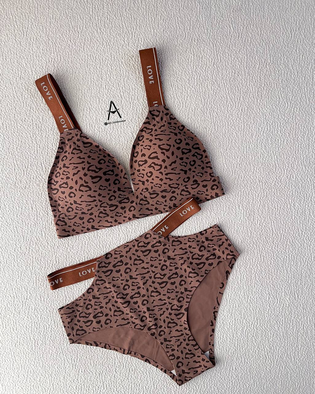 001-Leopard