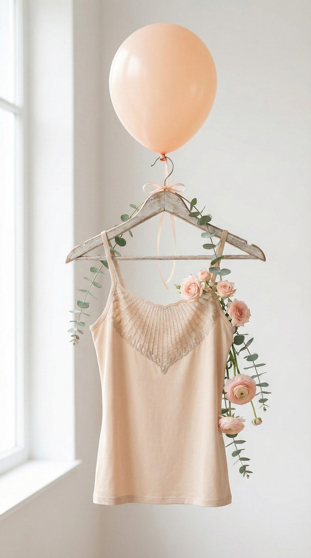 The Romantic Lace Cami | Noir