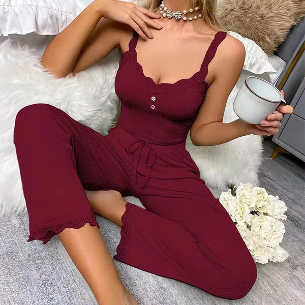 Noir Noirlingerie
Comfy Pajama Set