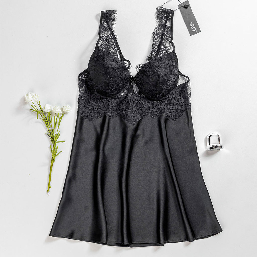 Satin Noir Beauty.