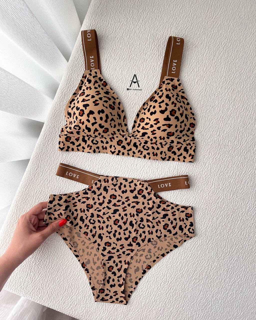 001-Leopard