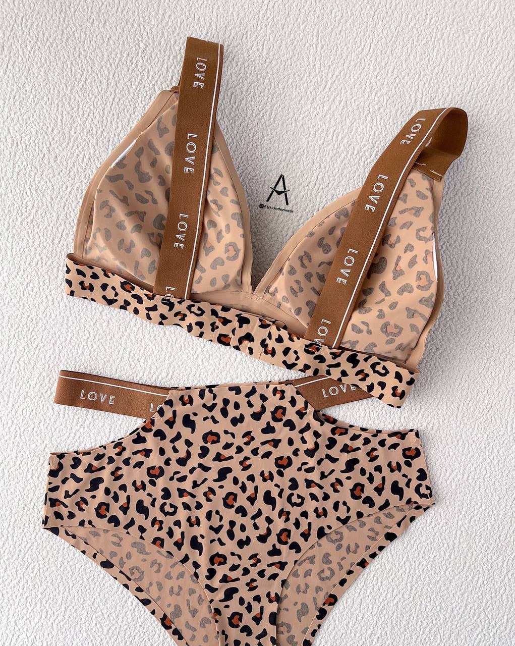 001-Leopard