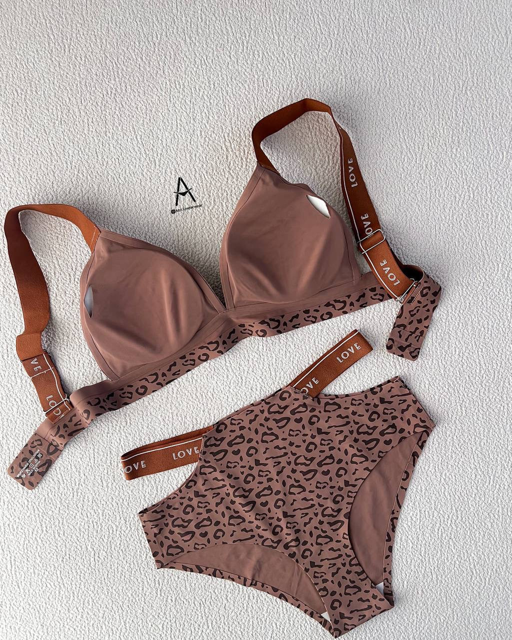 001-Leopard